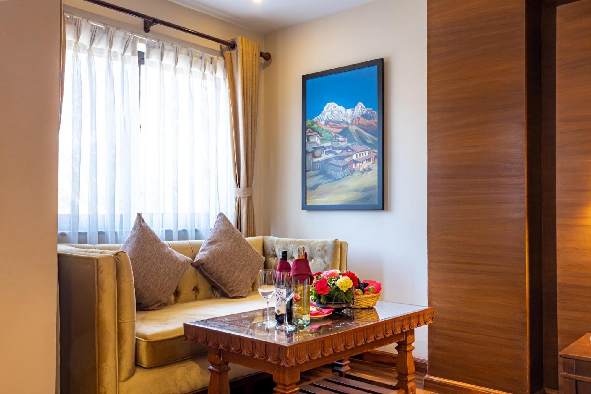 Hotel Kutumba Lalitpur Esterno foto