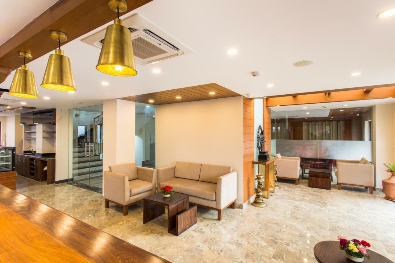 Hotel Kutumba Lalitpur Esterno foto
